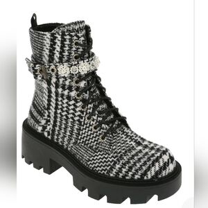 NEW Betsey Johnson Heather Houndstooth Lug Sole Combat Boot Size 6